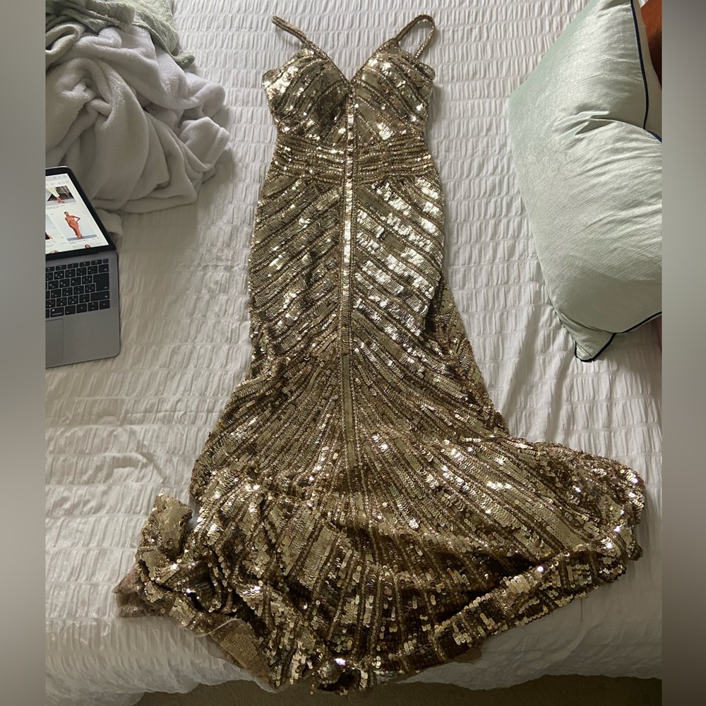 sherri hill prom dress